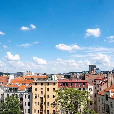 1 Bedroom Apartment With Terrace And Free Parking Near Metro Praga Zewnętrze zdjęcie