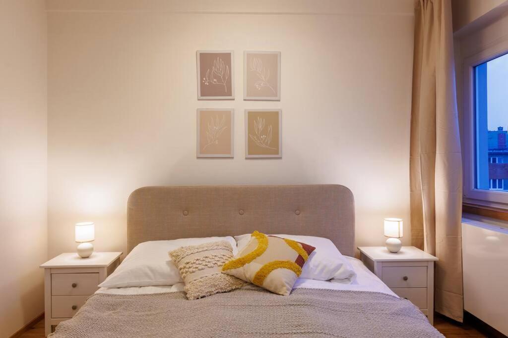 1 Bedroom Apartment With Terrace And Free Parking Near Metro Praga Zewnętrze zdjęcie